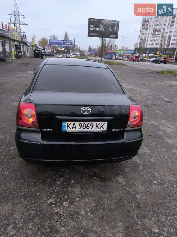 Седан Toyota Avensis 2007 в Вишневом