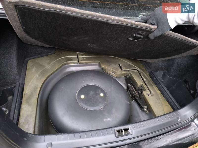 Седан Toyota Avensis 2007 в Вишневом