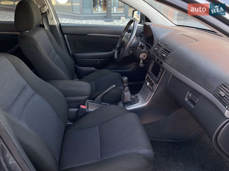 Универсал Toyota Avensis 2008 в Киеве фото 22 Универсал Toyota Avensis 2008 в Киеве