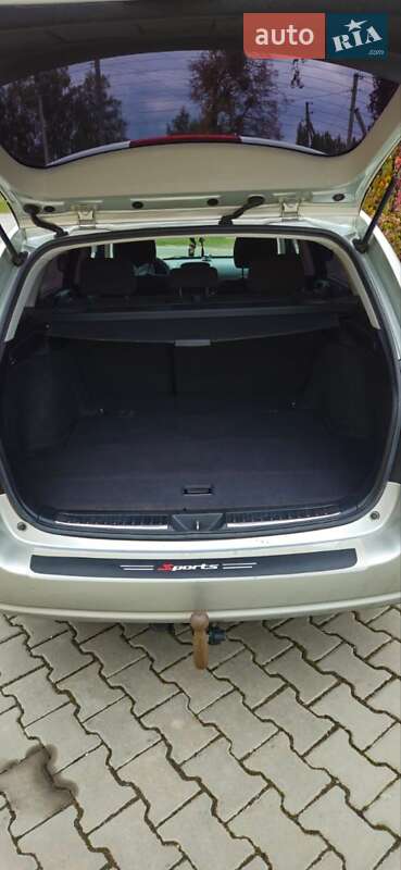 Універсал Toyota Avensis 2004 в Хмельницькому фото 10 Універсал Toyota Avensis 2004 в Хмельницькому
