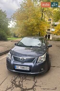 Седан Toyota Avensis 2011 в Ивано-Франковске