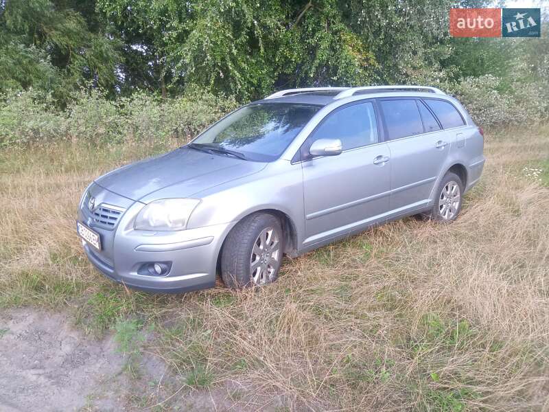 Універсал Toyota Avensis 2008 в Чернігові