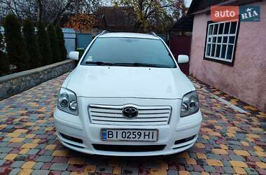 Универсал Toyota Avensis 2004 в Лохвице