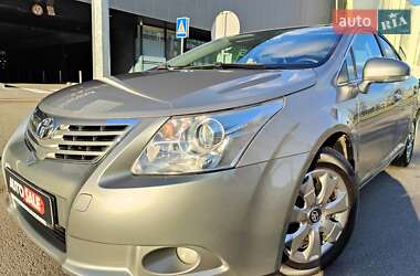 Седан Toyota Avensis 2011 в Києві