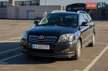 Універсал Toyota Avensis 2009 в Києві