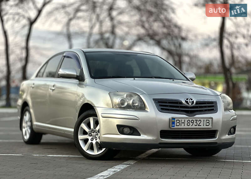 Седан Toyota Avensis 2007 в Одессе