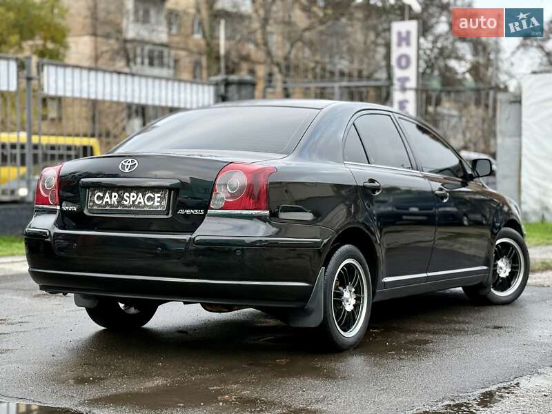 Седан Toyota Avensis 2007 в Одесі