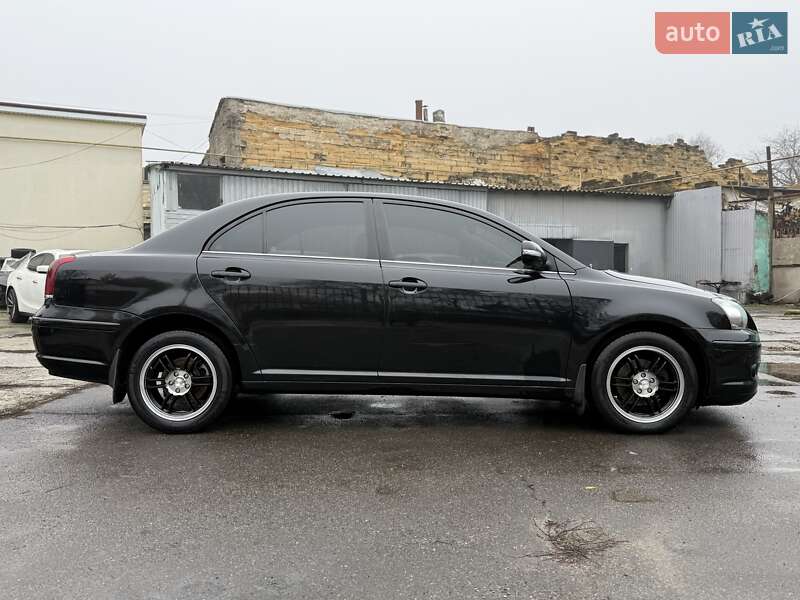 Седан Toyota Avensis 2007 в Одесі