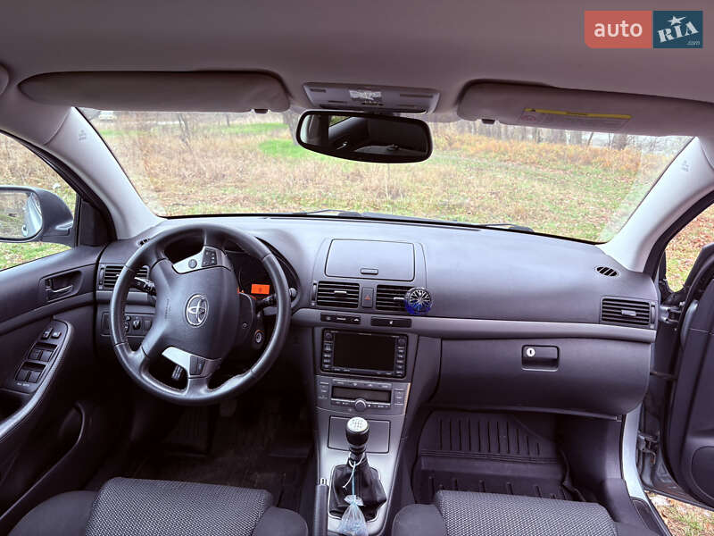 Универсал Toyota Avensis 2007 в Миргороде