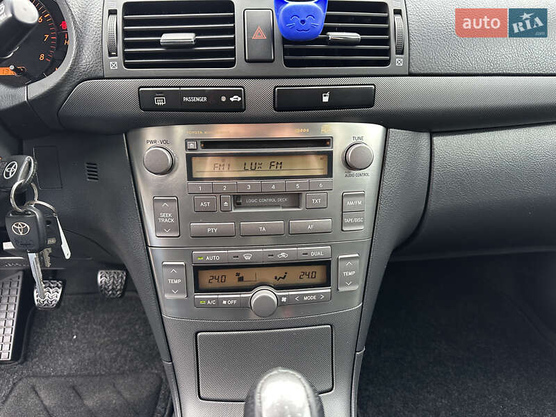 Универсал Toyota Avensis 2005 в Тернополе