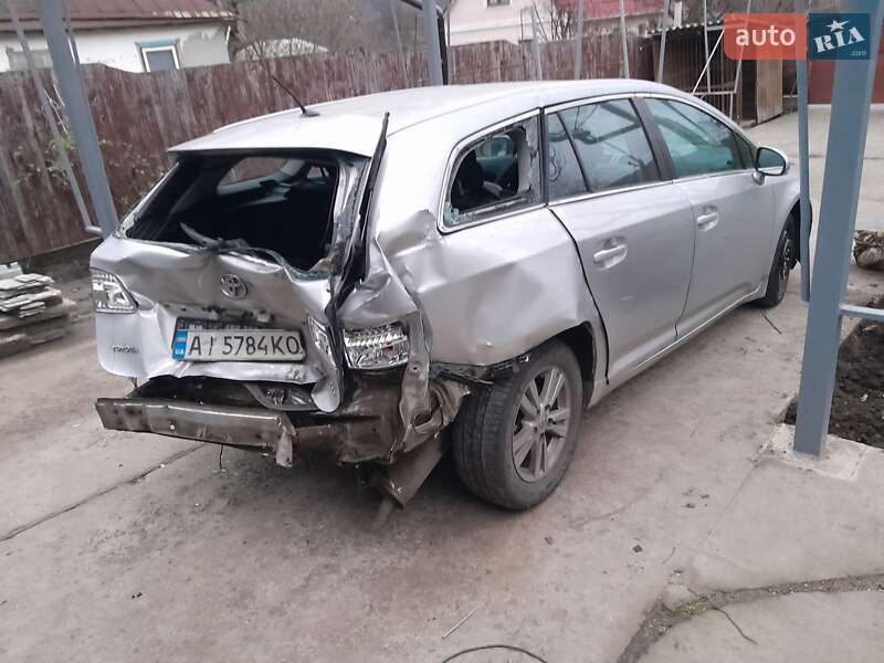 Универсал Toyota Avensis 2011 в Киеве