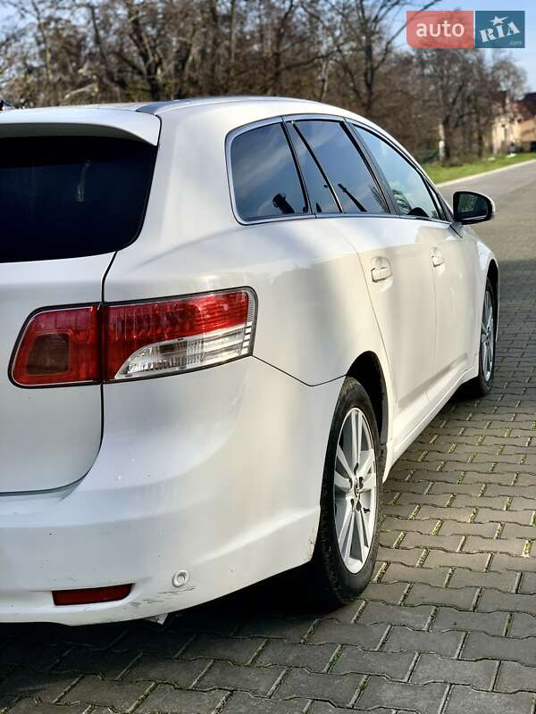 Универсал Toyota Avensis 2009 в Одессе