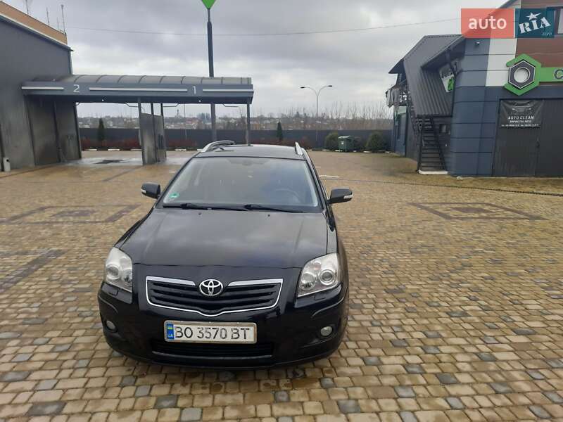 Универсал Toyota Avensis 2008 в Подволочиске