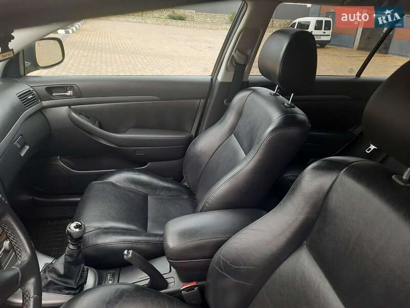 Универсал Toyota Avensis 2008 в Подволочиске