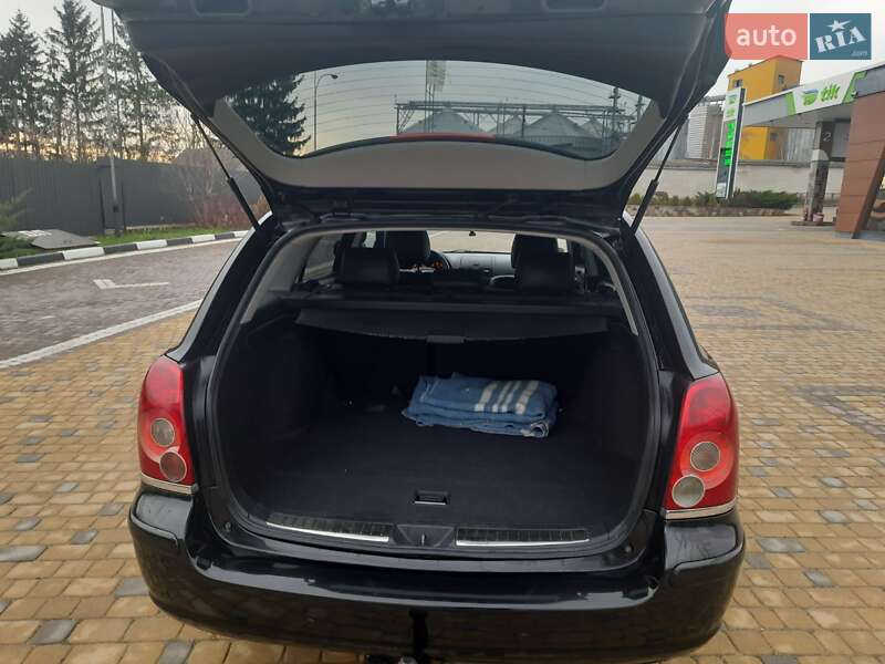 Универсал Toyota Avensis 2008 в Подволочиске