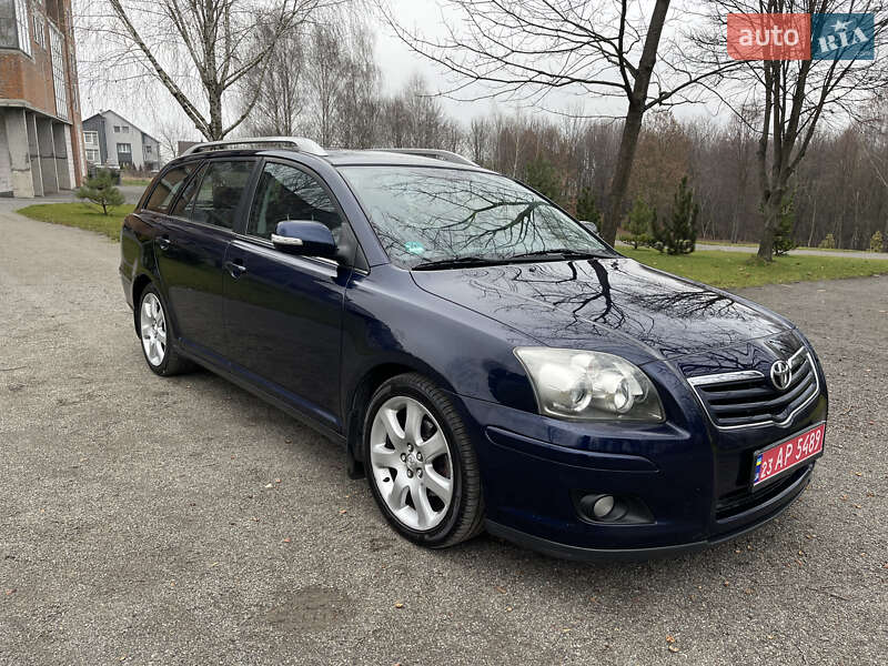 Универсал Toyota Avensis 2006 в Хмельницком