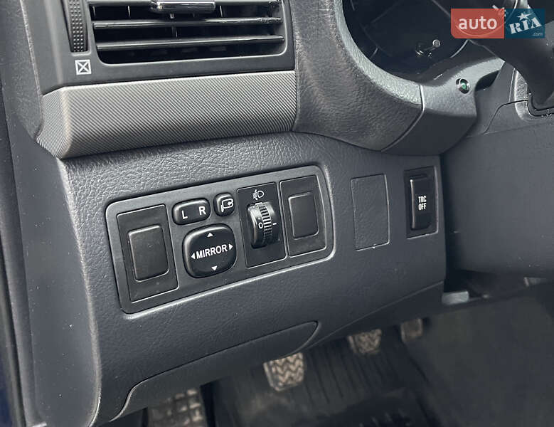 Универсал Toyota Avensis 2006 в Хмельницком