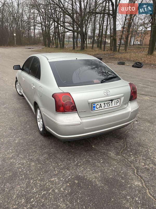 Ліфтбек Toyota Avensis 2006 в Новоархангельську