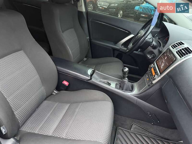 Седан Toyota Avensis 2013 в Харькове фото 18 Седан Toyota Avensis 2013 в Харькове