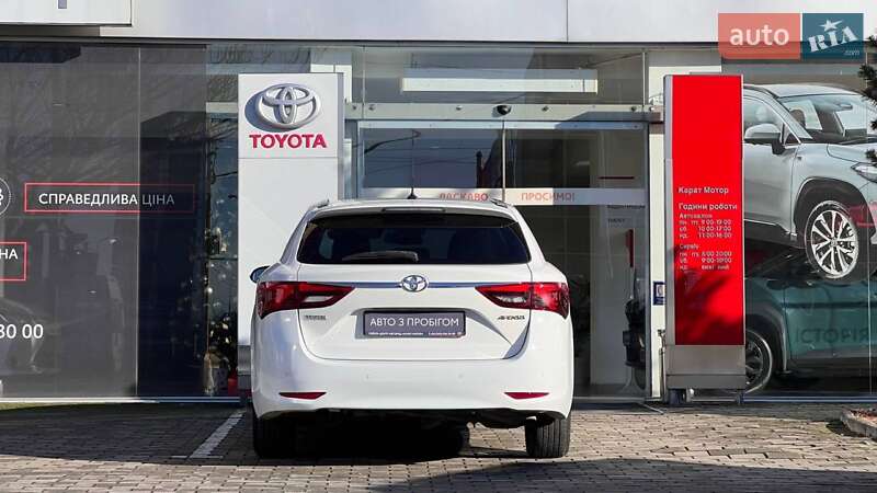 Універсал Toyota Avensis 2016 в Ужгороді фото 5 Універсал Toyota Avensis 2016 в Ужгороді