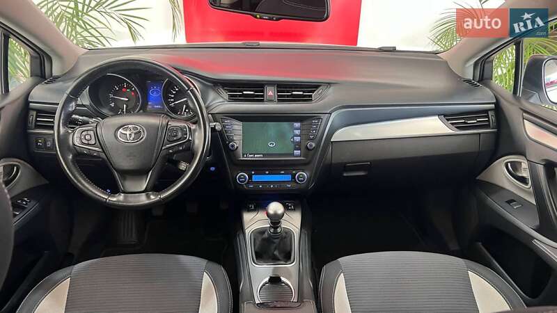 Універсал Toyota Avensis 2016 в Ужгороді фото 14 Універсал Toyota Avensis 2016 в Ужгороді