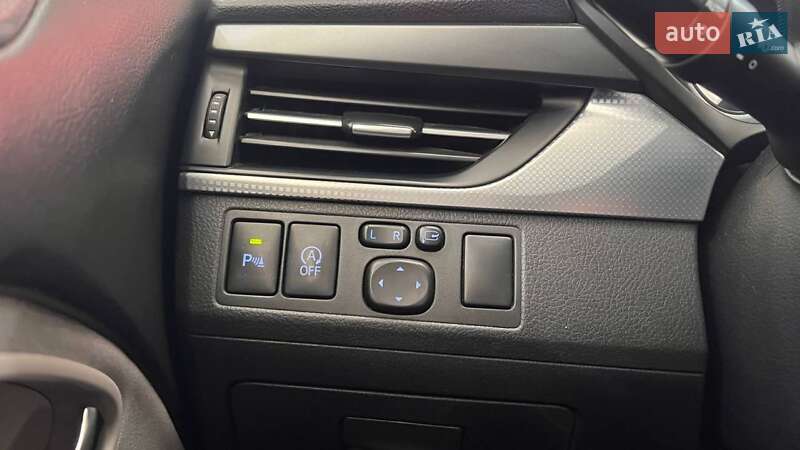 Універсал Toyota Avensis 2016 в Ужгороді фото 23 Універсал Toyota Avensis 2016 в Ужгороді