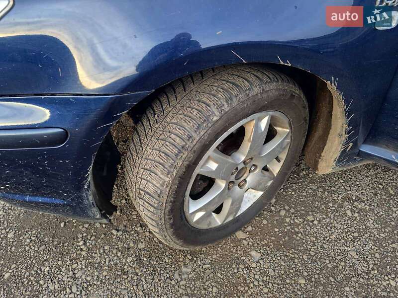 Универсал Toyota Avensis 2004 в Ужгороде фото 4 Универсал Toyota Avensis 2004 в Ужгороде