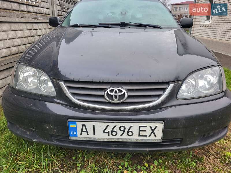 Toyota Avensis 2002