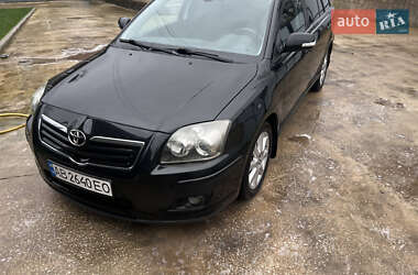 Универсал Toyota Avensis 2006 в Могилев-Подольске