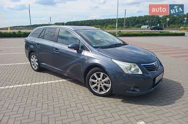 Универсал Toyota Avensis 2011 в Хмельницком