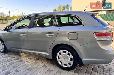 Универсал Toyota Avensis 2010 в Киеве