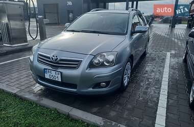 Універсал Toyota Avensis 2008 в Новій Одесі