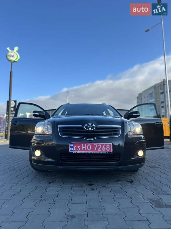 Toyota Avensis 2008