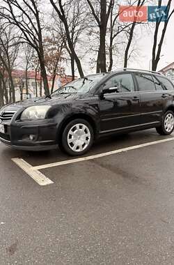 Универсал Toyota Avensis 2007 в Петропавловской Борщаговке