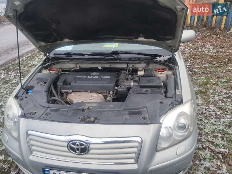 Універсал Toyota Avensis 2005 в Мерефа