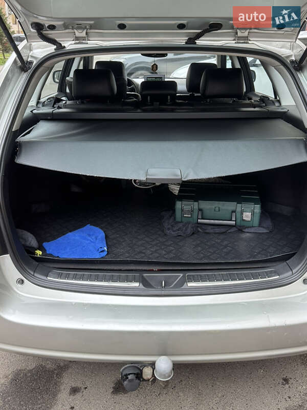 Универсал Toyota Avensis 2005 в Луцке