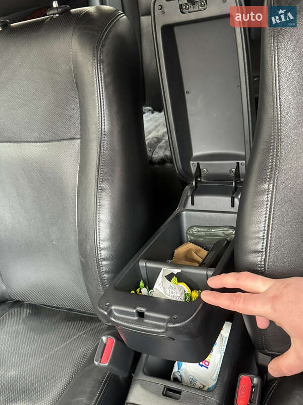 Универсал Toyota Avensis 2005 в Луцке