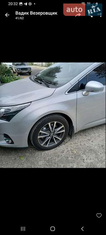 Седан Toyota Avensis 2012 в Одесі