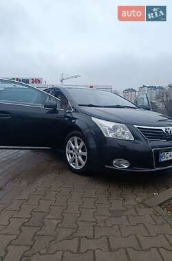 Універсал Toyota Avensis 2011 в Львові