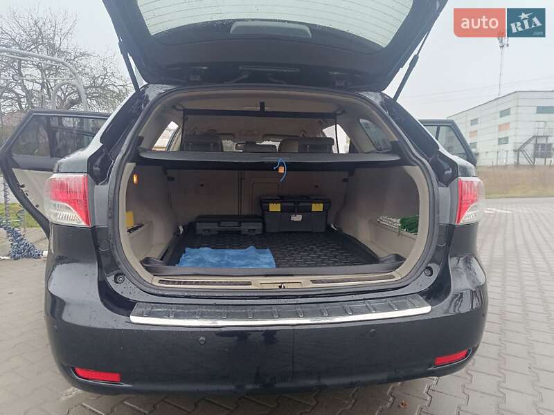 Універсал Toyota Avensis 2011 в Львові