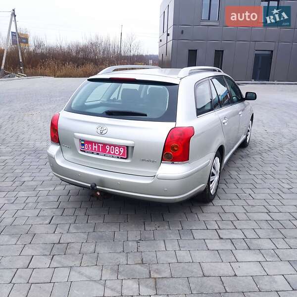 Универсал Toyota Avensis 2005 в Хмельницком
