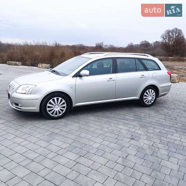 Универсал Toyota Avensis 2005 в Хмельницком
