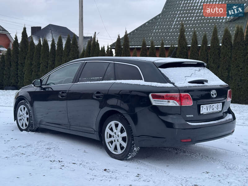 Универсал Toyota Avensis 2010 в Луцке фото 5 Универсал Toyota Avensis 2010 в Луцке
