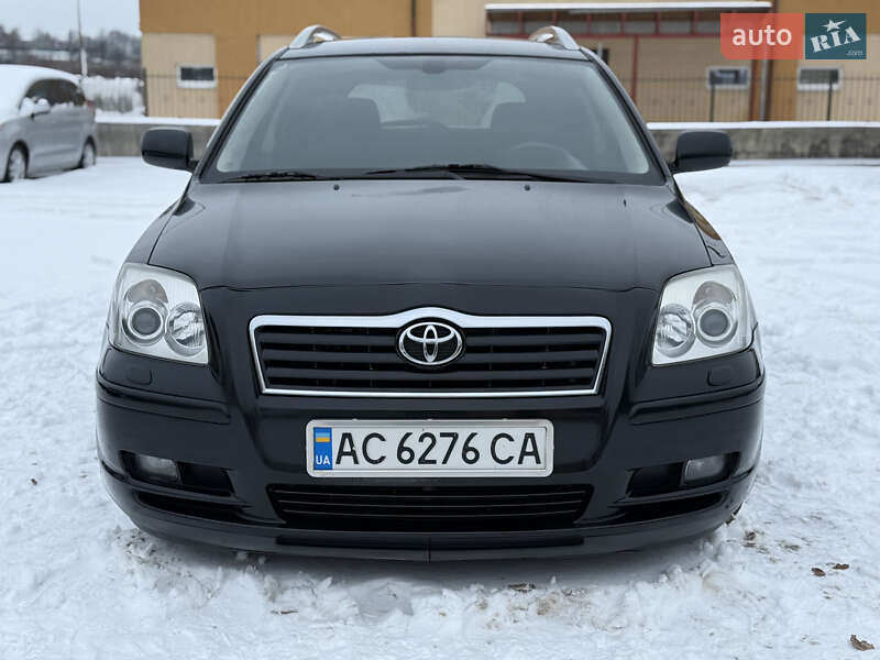 Универсал Toyota Avensis 2006 в Ровно