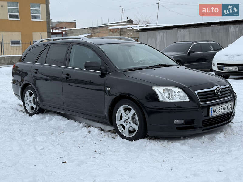 Универсал Toyota Avensis 2006 в Ровно