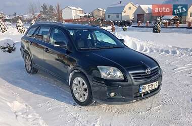 Універсал Toyota Avensis 2008 в Рокитному