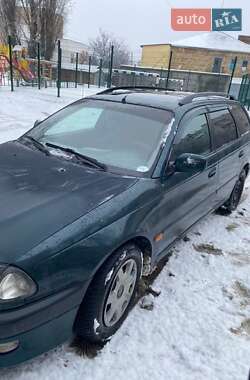Универсал Toyota Avensis 2002 в Борисполе