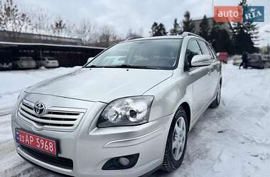 Універсал Toyota Avensis 2006 в Хмельницькому