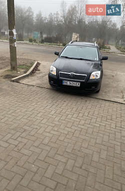 Універсал Toyota Avensis 2005 в Миколаєві