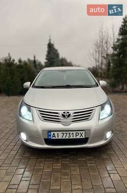 Седан Toyota Avensis 2008 в Киеве
